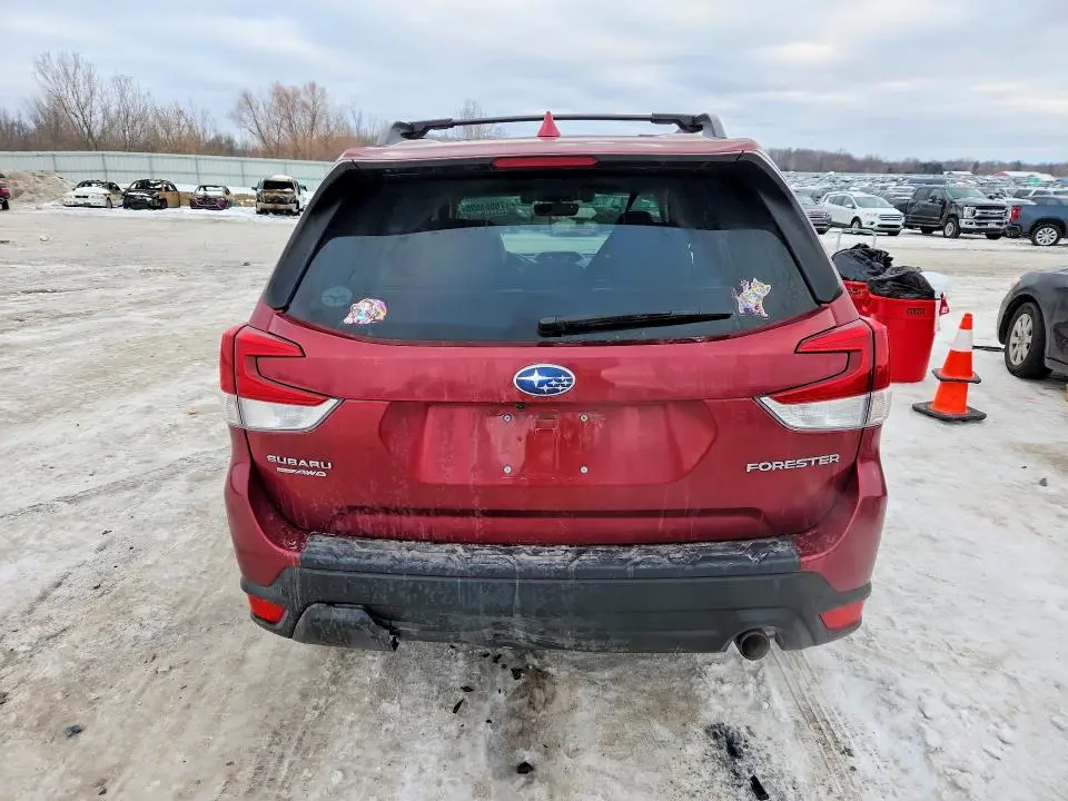 2021 SUBARU FORESTER LIMITED  