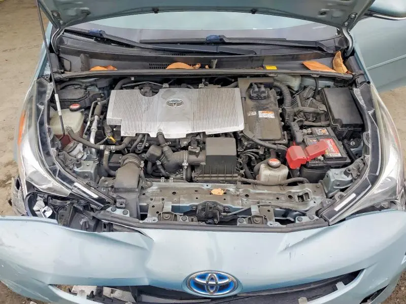 2016 TOYOTA PRIUS   