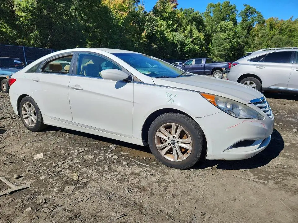 2011 HYUNDAI SONATA GLS  