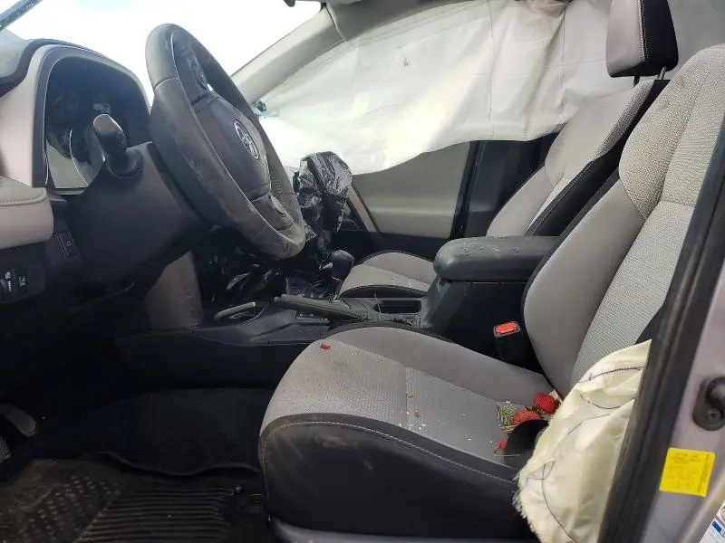 2017 TOYOTA RAV4 HV LE  