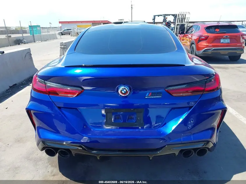 2023 BMW M8 COMPETITION