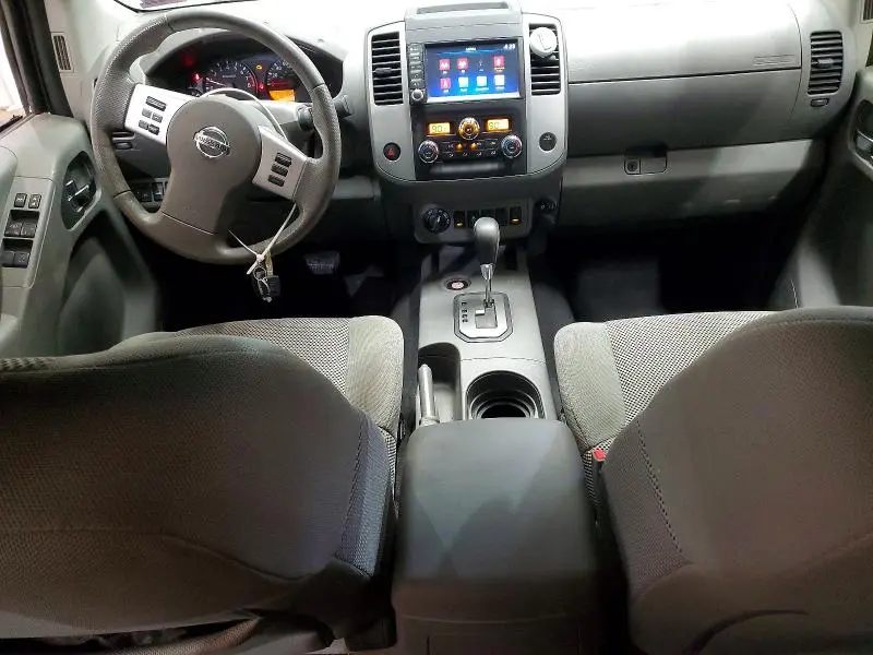 2020 NISSAN FRONTIER S  