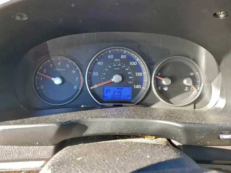 2011 HYUNDAI SANTA FE GLS  