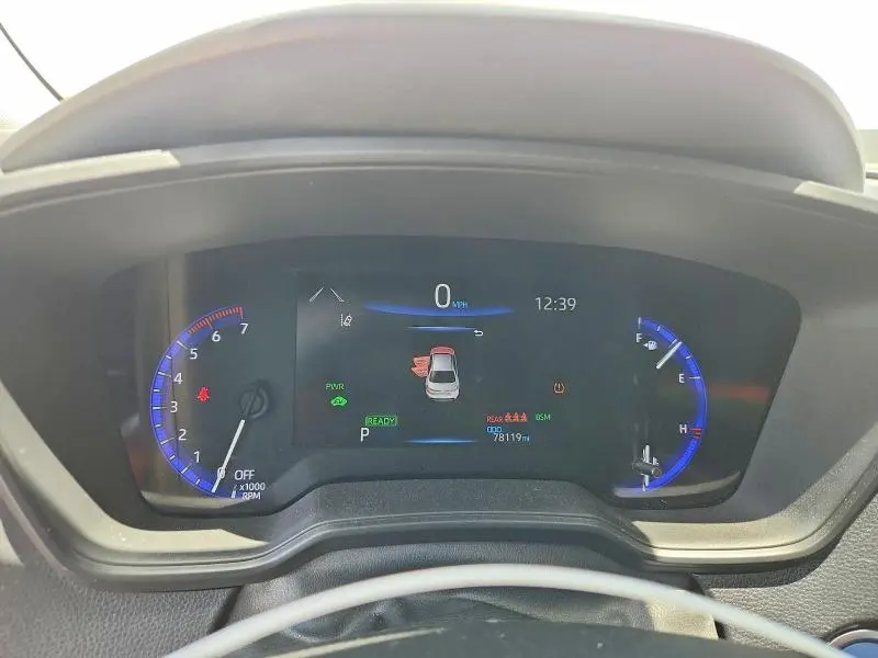 2021 TOYOTA COROLLA LE  