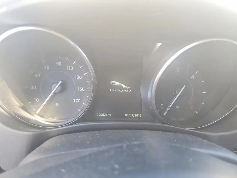 2017 JAGUAR XE PRESTIGE  