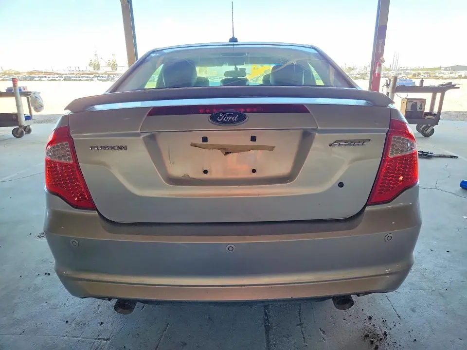 2011 FORD FUSION SPORT  