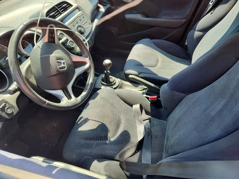2011 HONDA FIT   