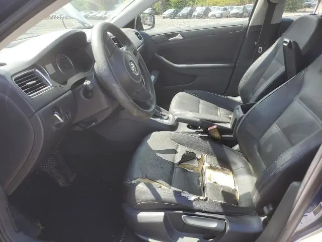 2012 VOLKSWAGEN JETTA SE  