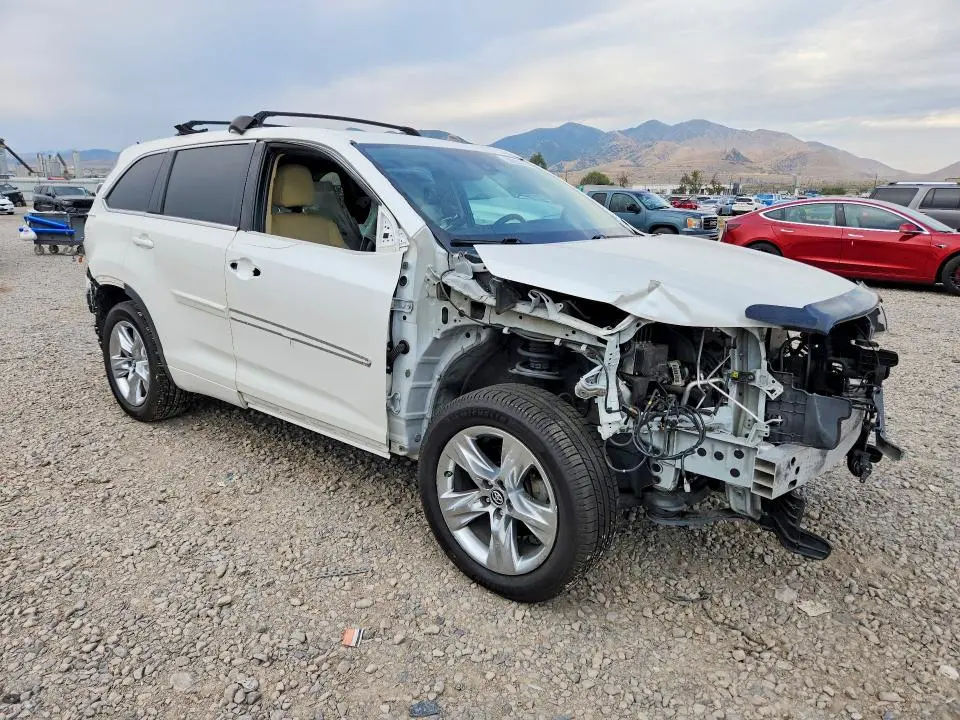 2019 TOYOTA HIGHLANDER LIMITED  