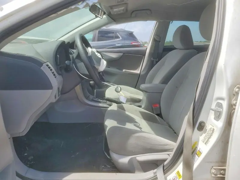 2013 TOYOTA COROLLA L  