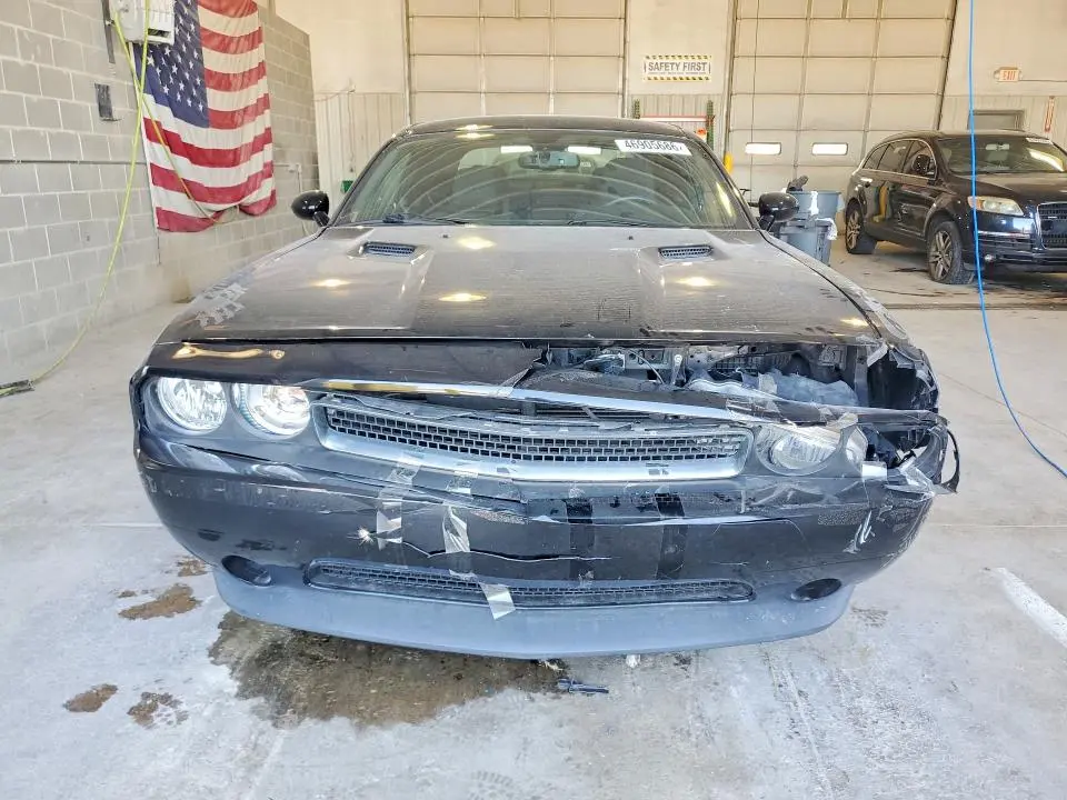 2013 DODGE CHALLENGER SXT  