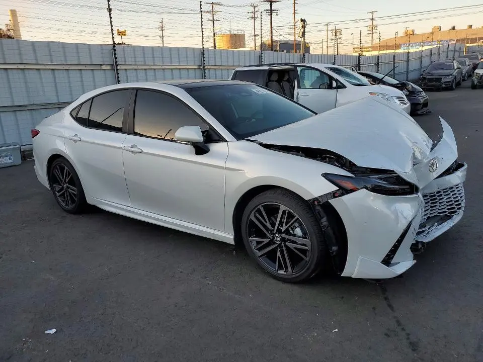 2025 TOYOTA CAMRY XSE  