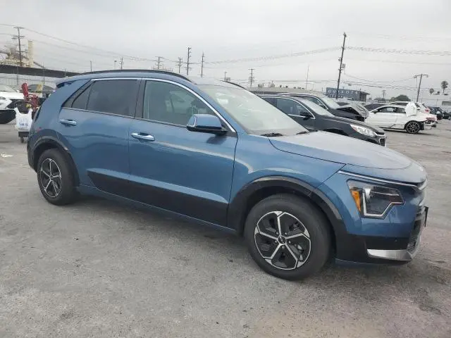 2025 KIA NIRO SX  