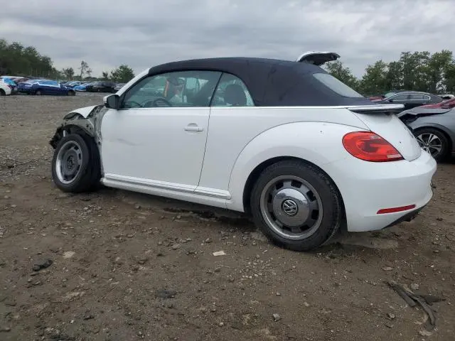 2016 VOLKSWAGEN BEETLE S/SE  