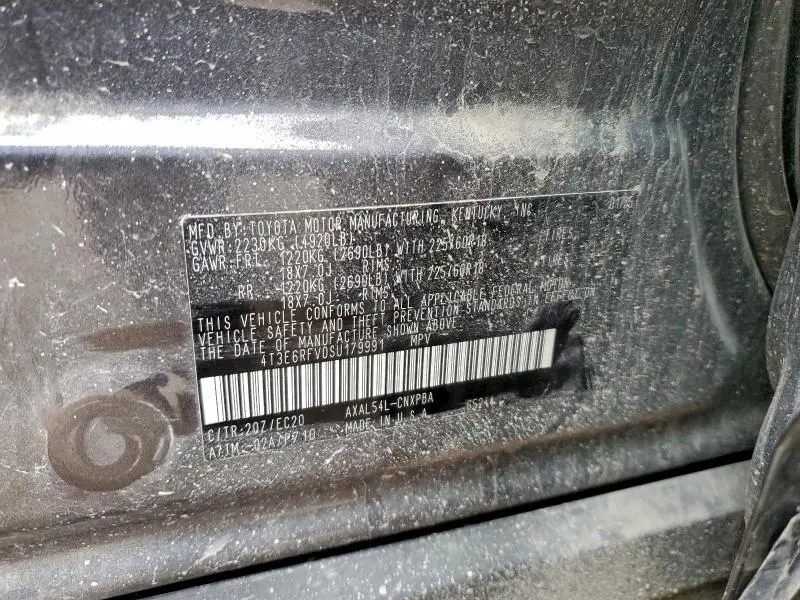 2025 TOYOTA RAV4 XSE  