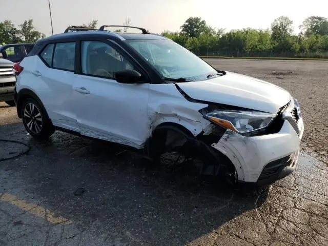 2020 NISSAN KICKS SV  