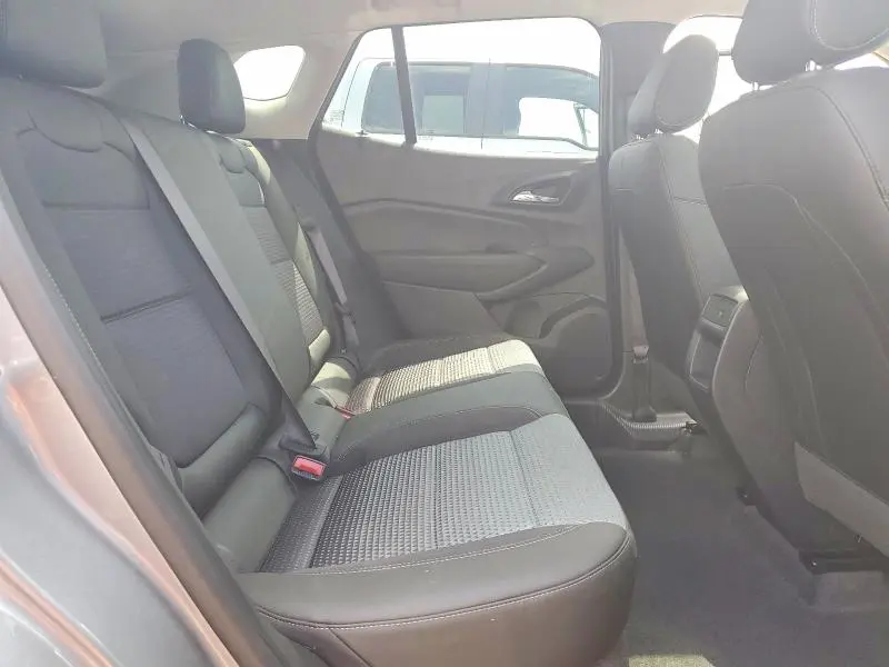 2025 CHEVROLET TRAX 1LT  