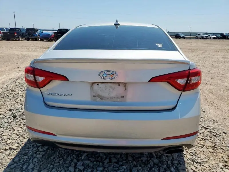 2016 HYUNDAI SONATA SE  