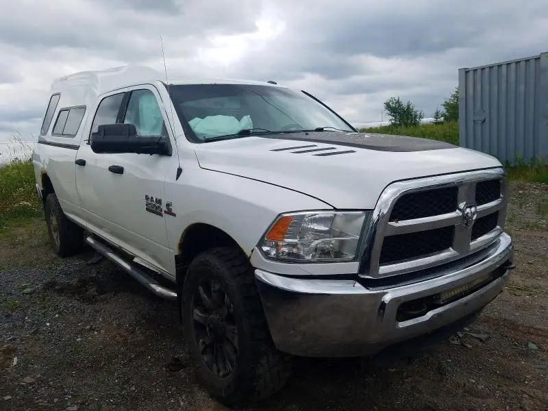 2014 RAM 2500 SLT  