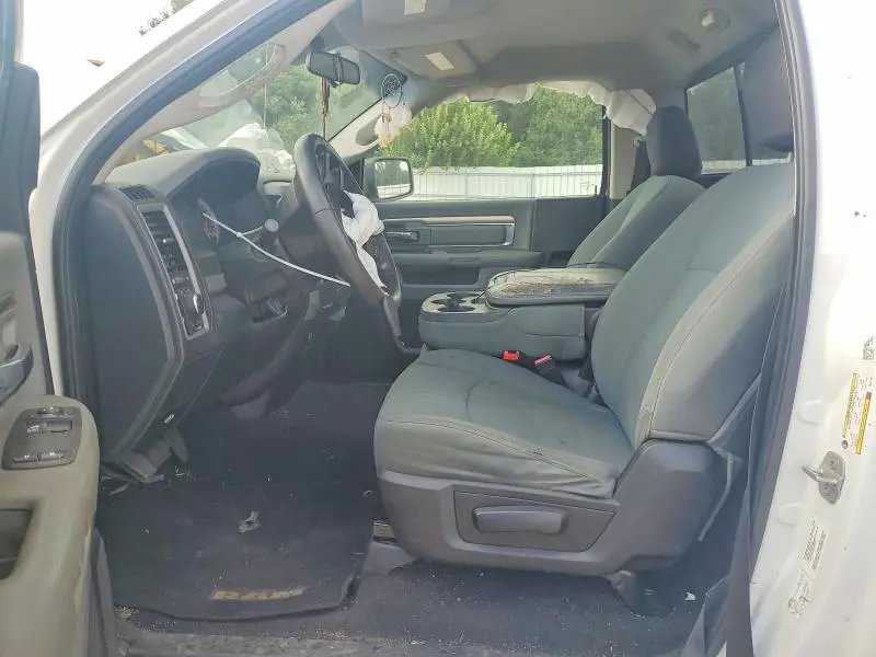 2014 RAM 1500 ST  