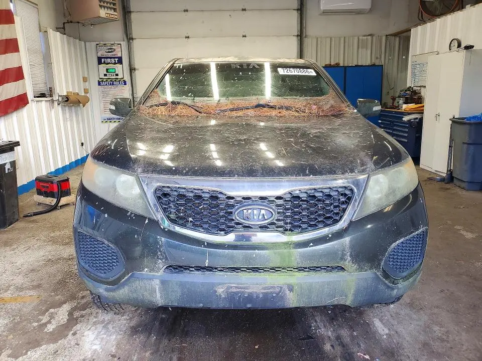 2011 KIA SORENTO LX  