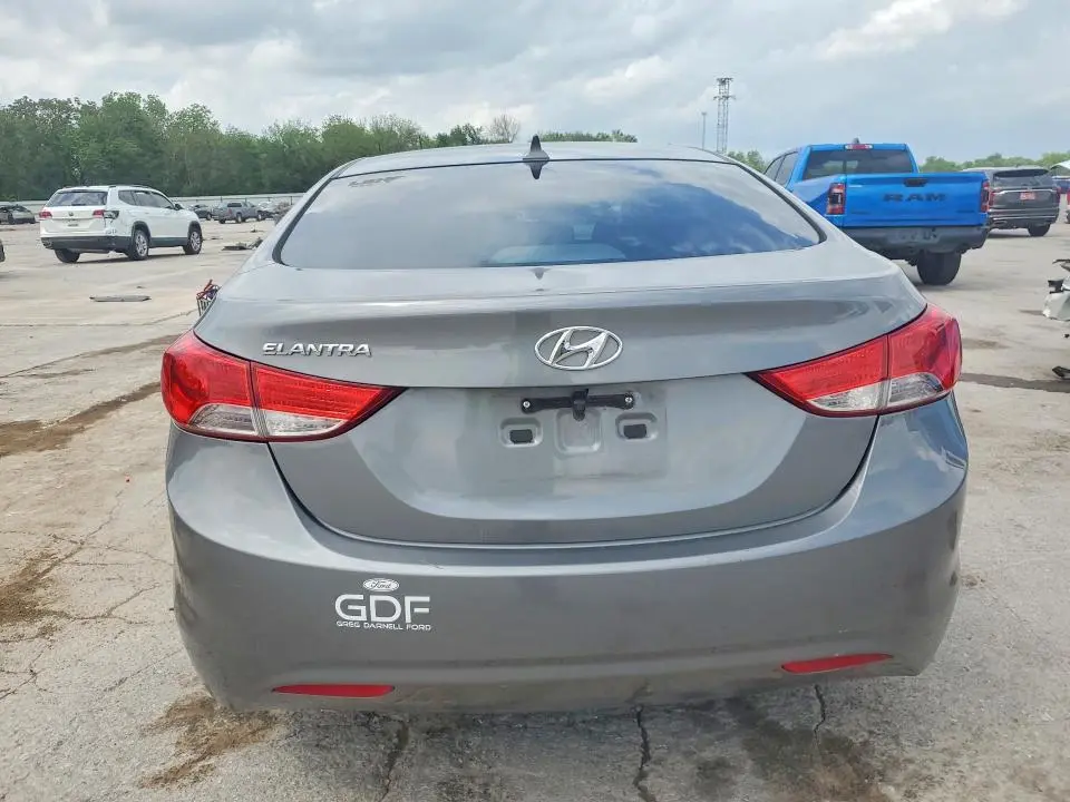 2013 HYUNDAI ELANTRA GLS  