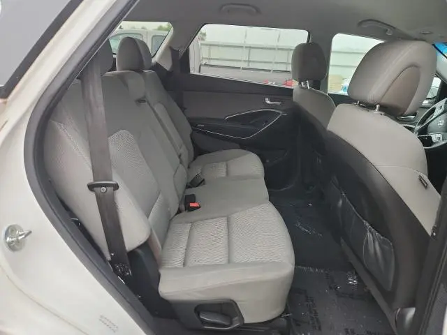 2017 HYUNDAI SANTA FE SE  