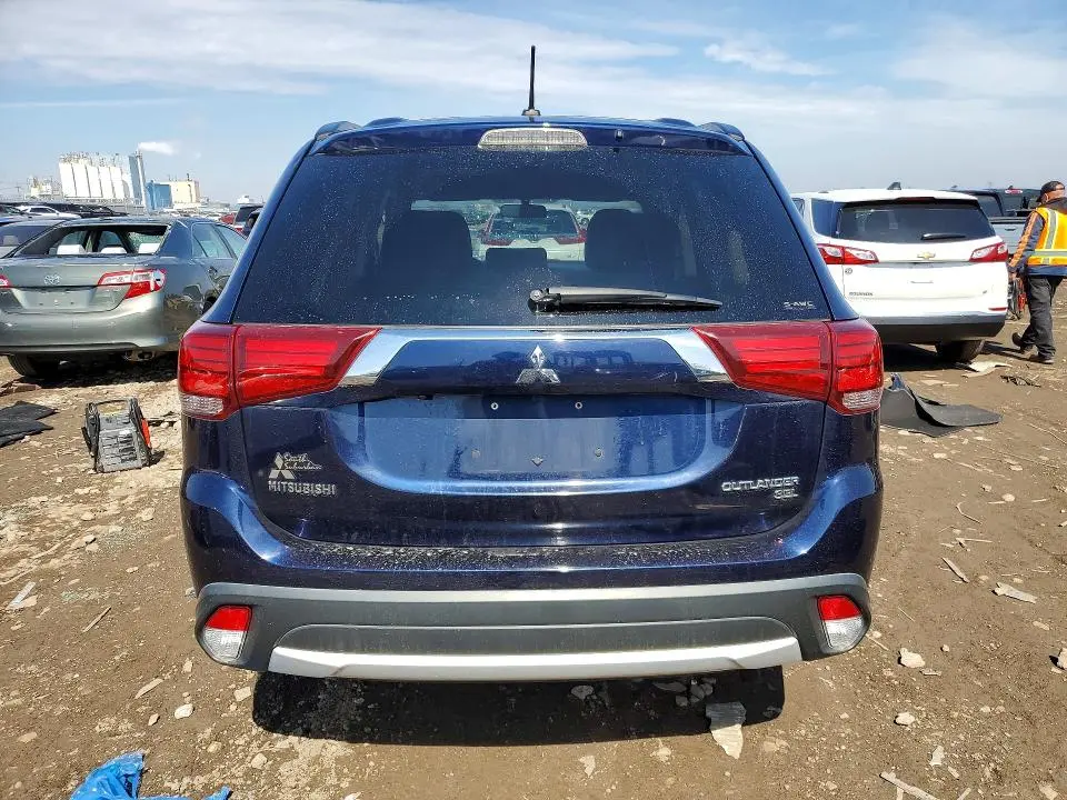 2016 MITSUBISHI OUTLANDER SE  