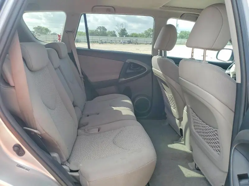 2011 TOYOTA RAV4 BASE  