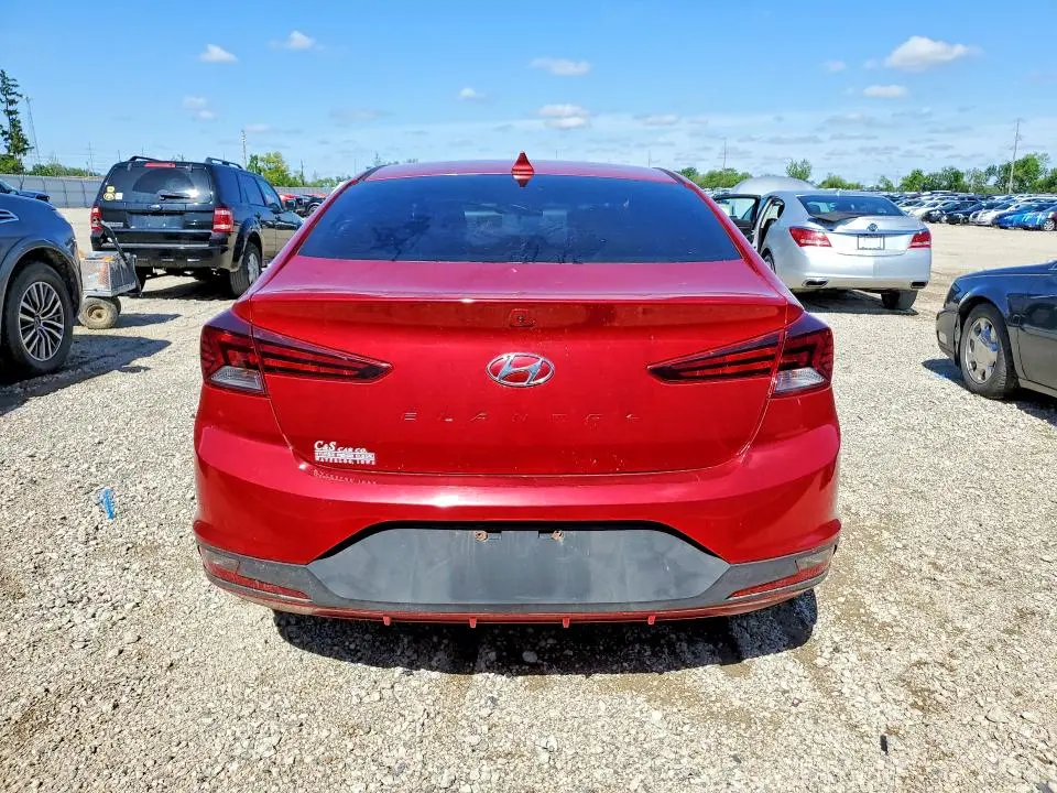 2020 HYUNDAI ELANTRA SEL  