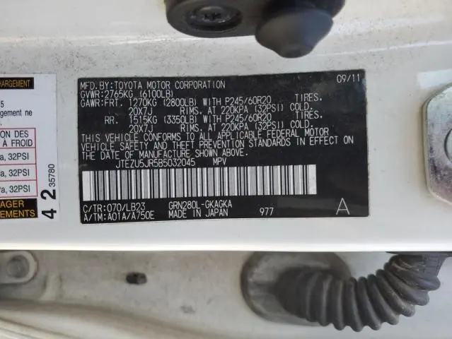 2011 TOYOTA 4RUNNER SR5  