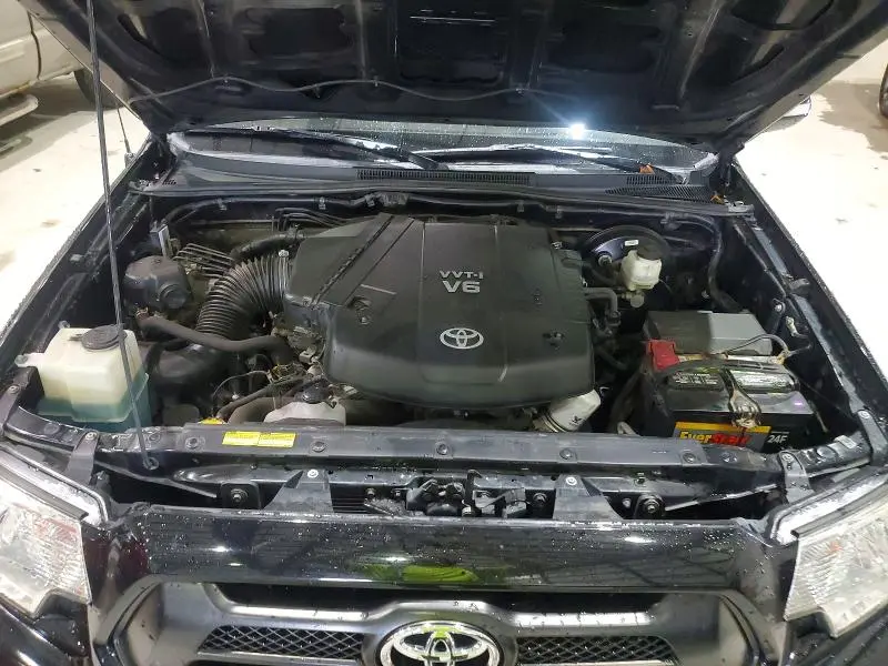 2014 TOYOTA TACOMA V6  