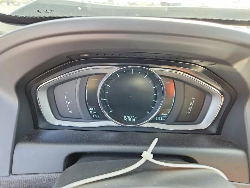 2015 VOLVO XC60 T6 PLATINUM  