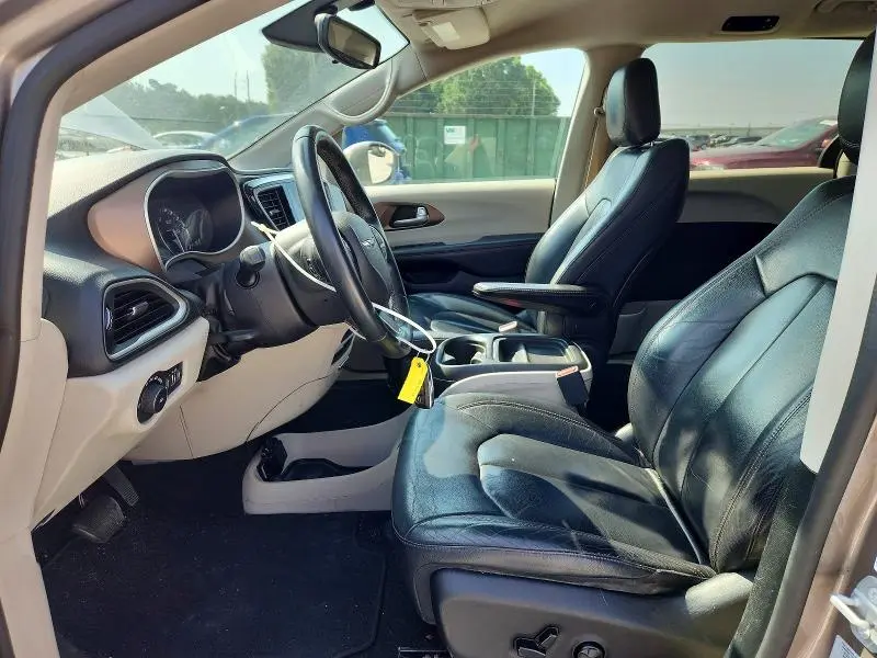 2017 CHRYSLER PACIFICA TOURING L  