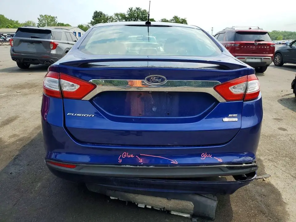 2015 FORD FUSION SE  