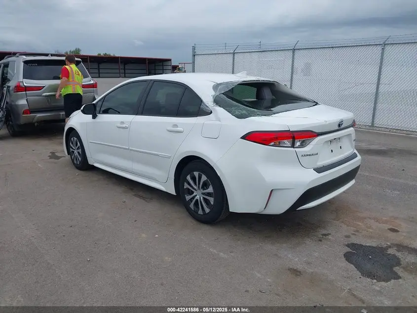 2022 TOYOTA COROLLA HYBRID LE