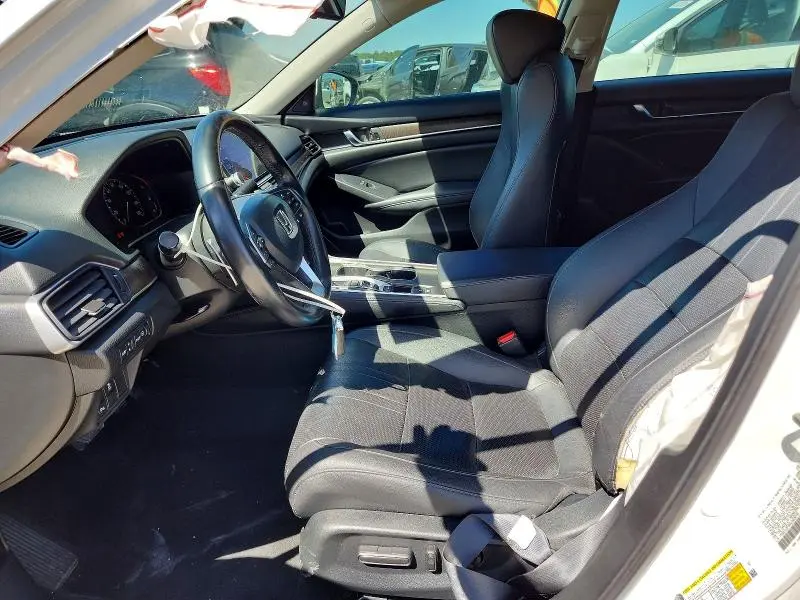 2020 HONDA ACCORD TOURING  