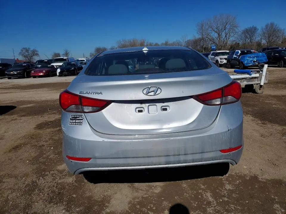 2014 HYUNDAI ELANTRA SE  