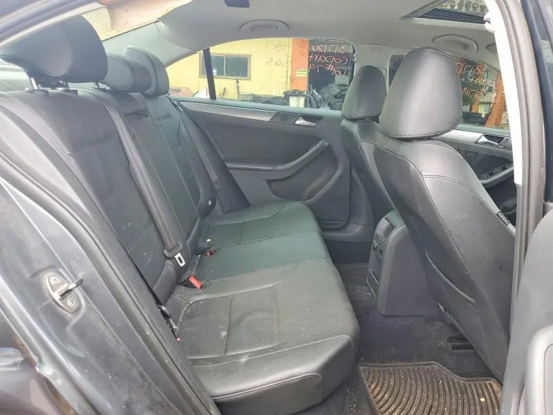 2013 VOLKSWAGEN JETTA TDI  