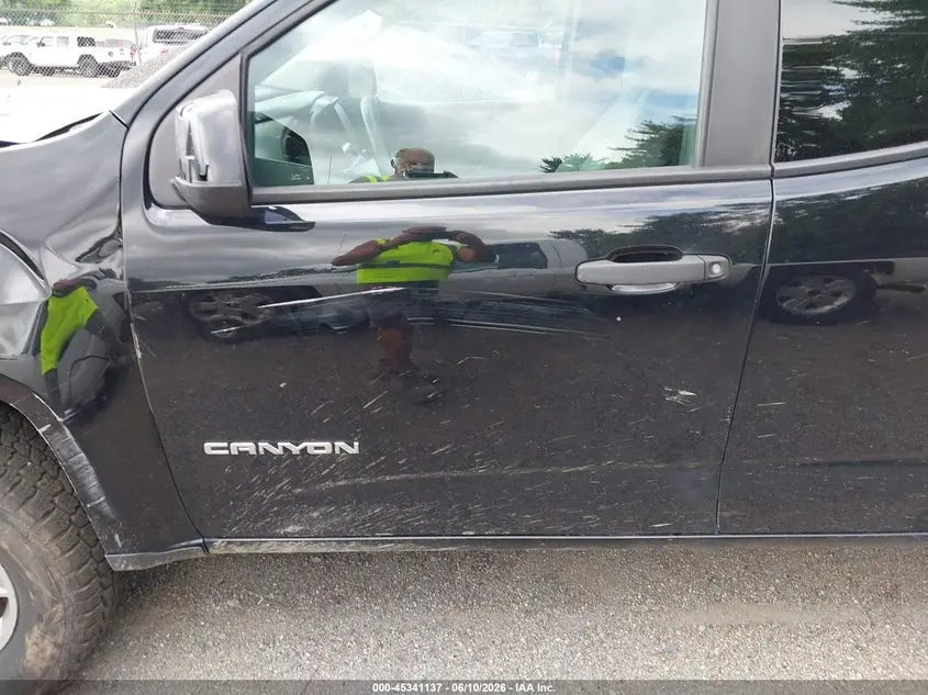 2017 GMC CANYON 4WD