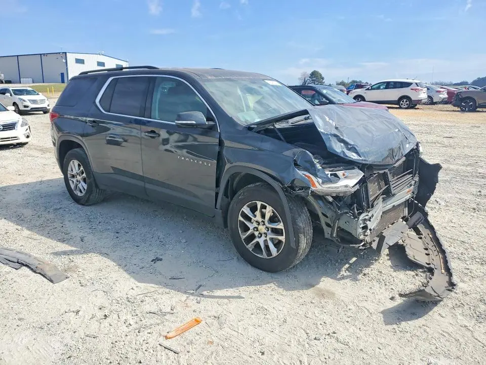 2019 CHEVROLET TRAVERSE LT  