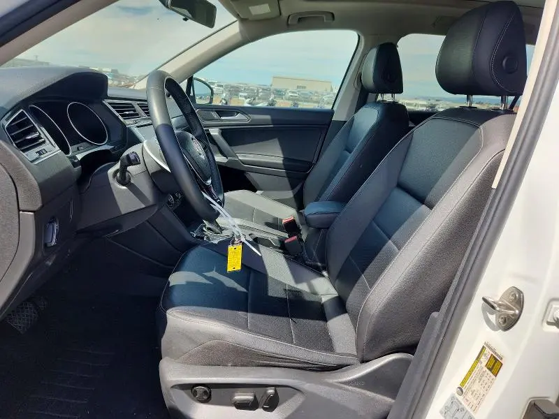 2020 VOLKSWAGEN TIGUAN SE  