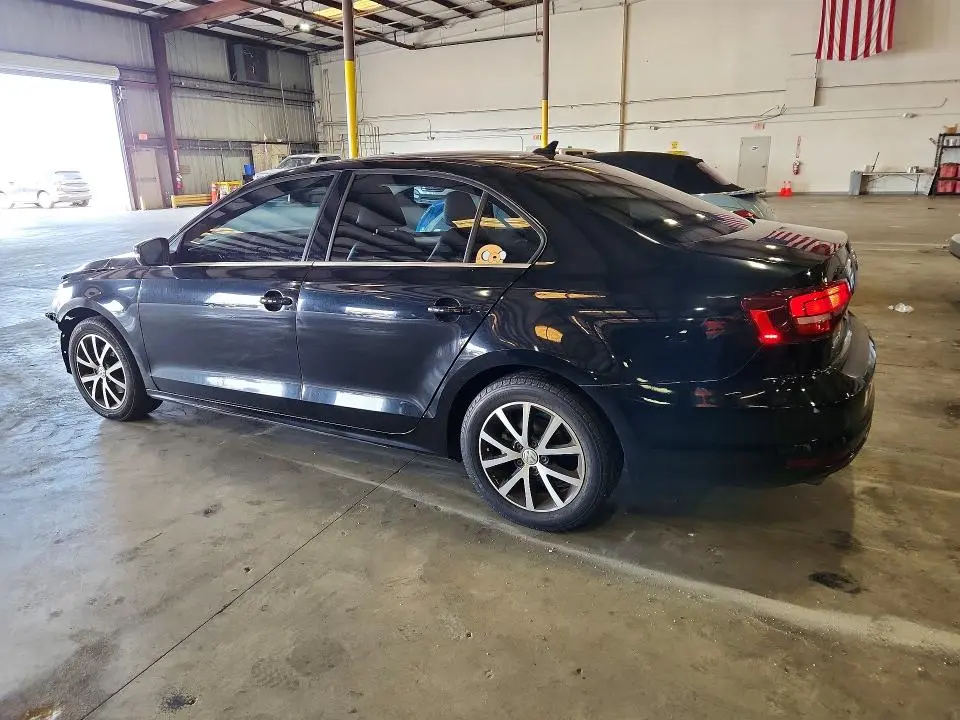2018 VOLKSWAGEN JETTA SE  