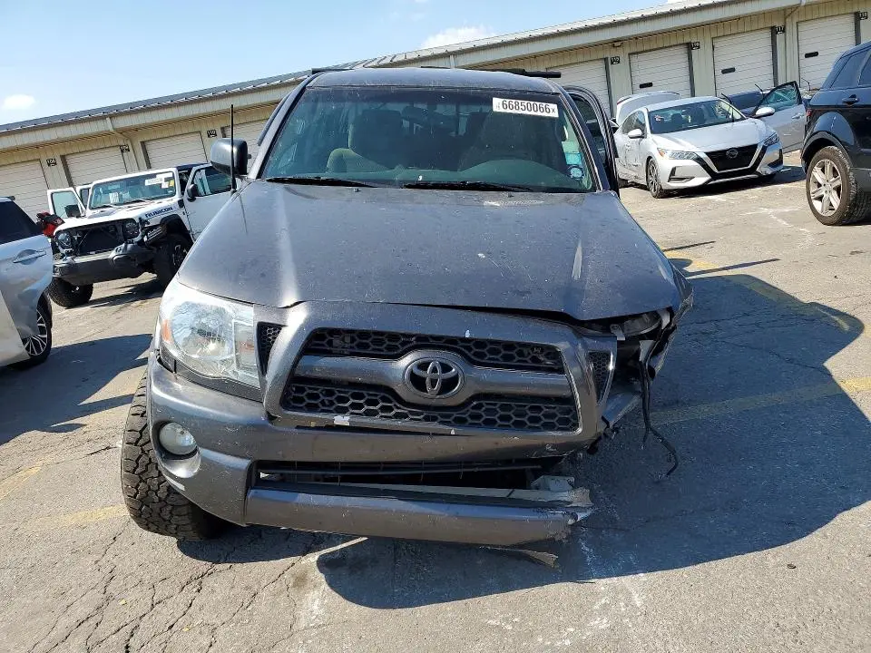 2011 TOYOTA TACOMA V6  