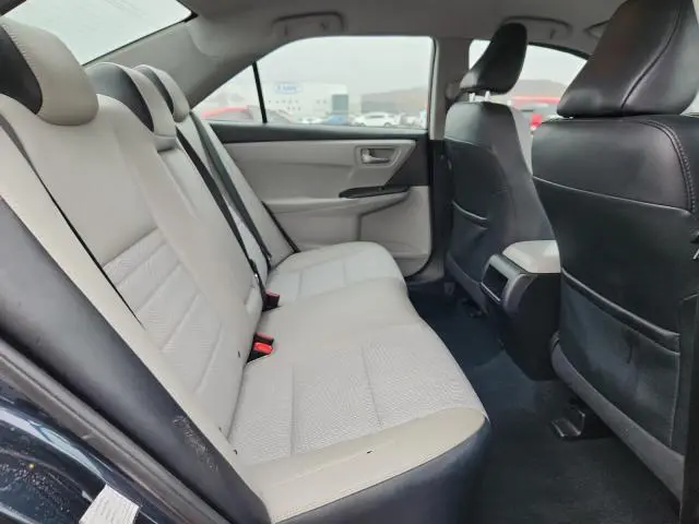 2016 TOYOTA CAMRY LE  