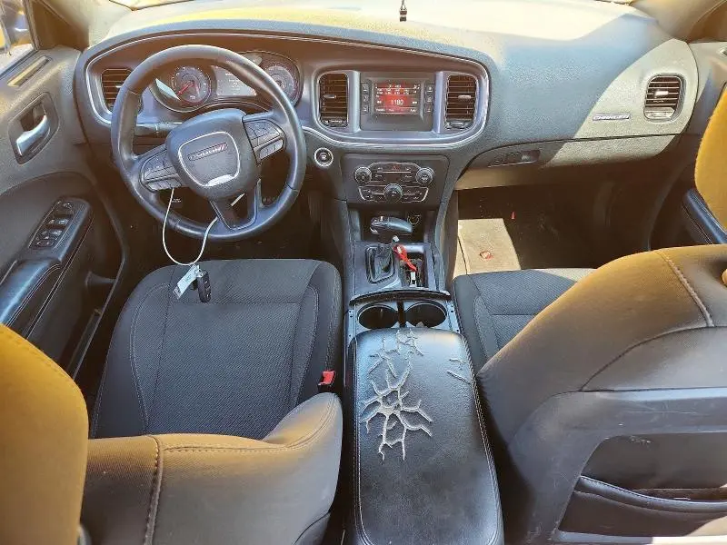 2017 DODGE CHARGER SE  