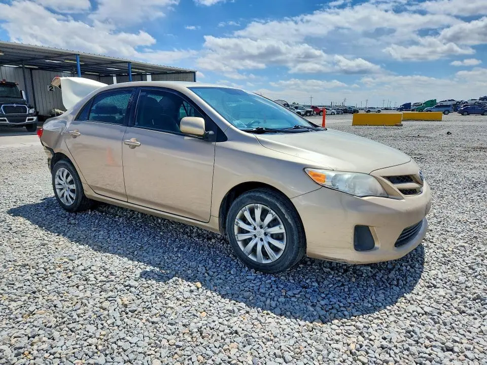 2012 TOYOTA COROLLA LE  