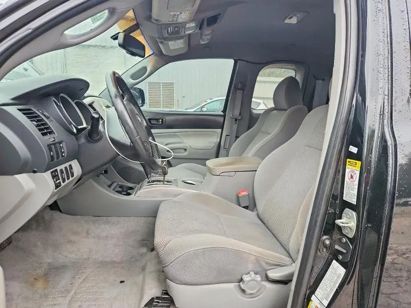 2010 TOYOTA TACOMA V6  