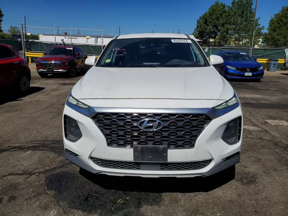 2019 HYUNDAI SANTA FE SE  