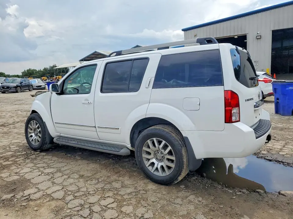 2012 NISSAN PATHFINDER S  